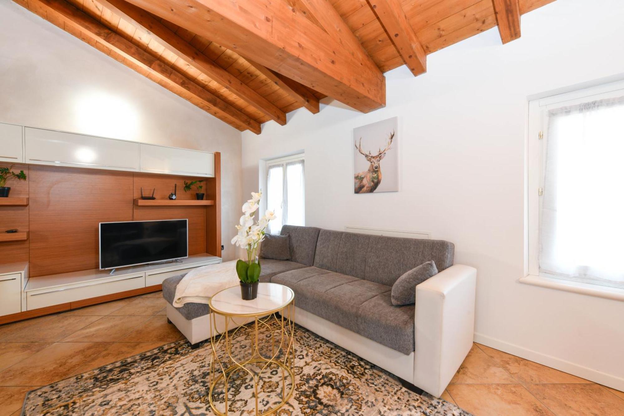 Wendy Apartment- Twobedroom & Pool & Parkprivatefree & Sports Дезенцано-дель-Гарда Экстерьер фото