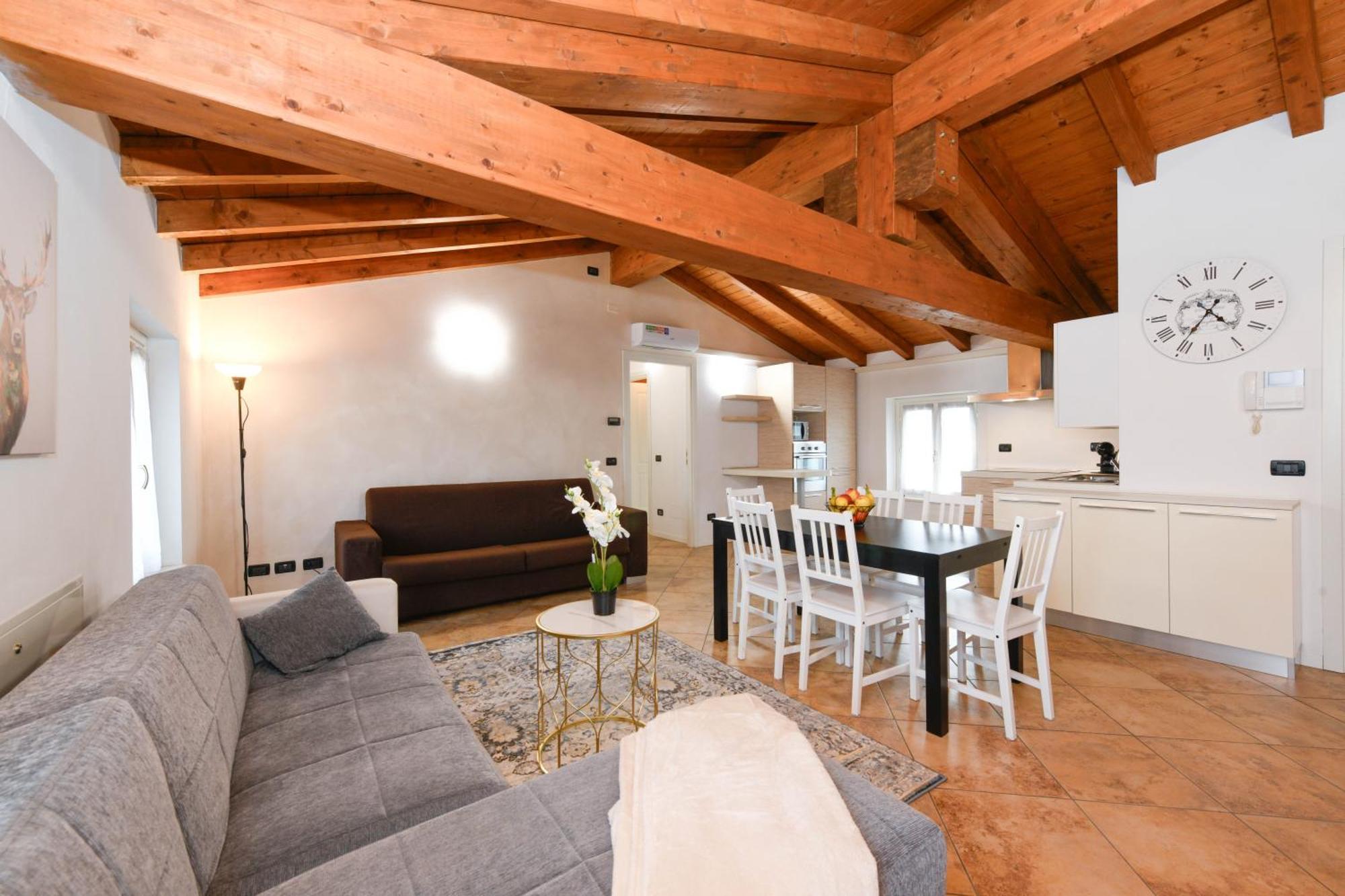 Wendy Apartment- Twobedroom & Pool & Parkprivatefree & Sports Дезенцано-дель-Гарда Экстерьер фото